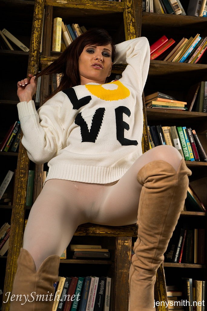 Jeny in white seamless pantyhose in the library