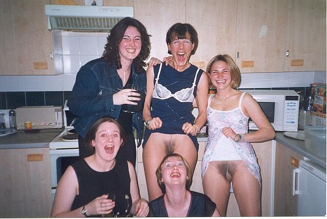 Retro amateur photos of girls in pantyhose